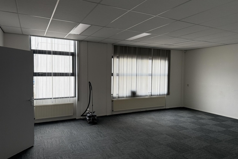 BedrijfsruimteaanGewenten 18<br/> inRoosendaal BedrijfsruimteaanGewenten 18<br/> inRoosendaal