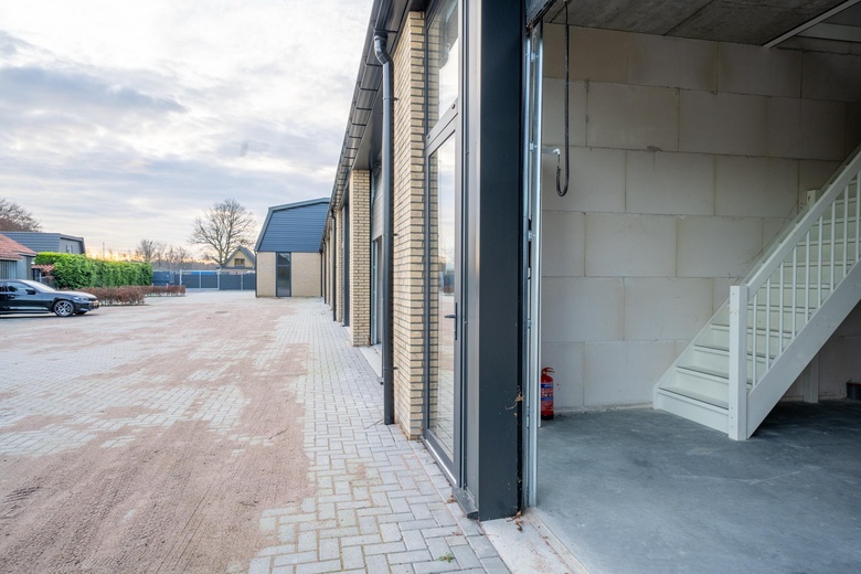 BedrijfsruimteaanJonkheer Sandberglaan 68 02<br/> inHierden