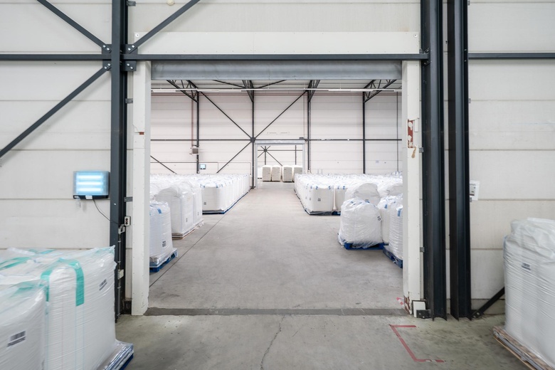 BedrijfsruimteaanVossenbeemd 111<br/> inHelmond BedrijfsruimteaanVossenbeemd 111<br/> inHelmond