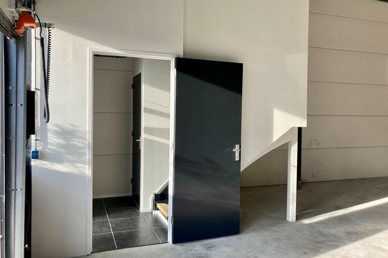 BedrijfsruimteaanLandauer 26<br/> inZeewolde