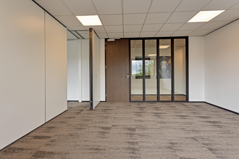 KantoorruimteaanHeinz Moormannstraat 1 a<br/> inBoxmeer KantoorruimteaanHeinz Moormannstraat 1 a<br/> inBoxmeer