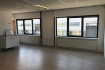 Bekijk foto 4 van Bakkenzuigerstraat 36