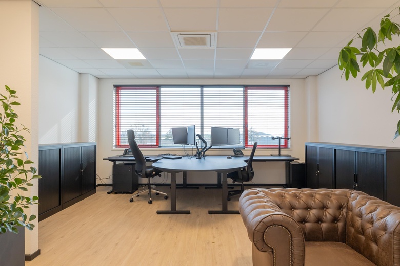 BedrijfsruimteaanWasbeekerlaan 44<br/> inSassenheim