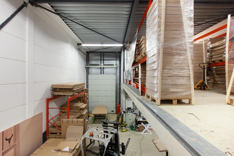 BedrijfsruimteaanZuidbaan 514<br/> inMoordrecht BedrijfsruimteaanZuidbaan 514<br/> inMoordrecht
