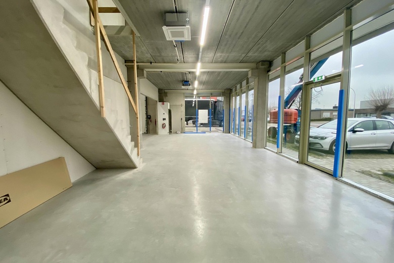 BedrijfsruimteaanZanddonkweg 1 a<br/> inWaalwijk BedrijfsruimteaanZanddonkweg 1 a<br/> inWaalwijk