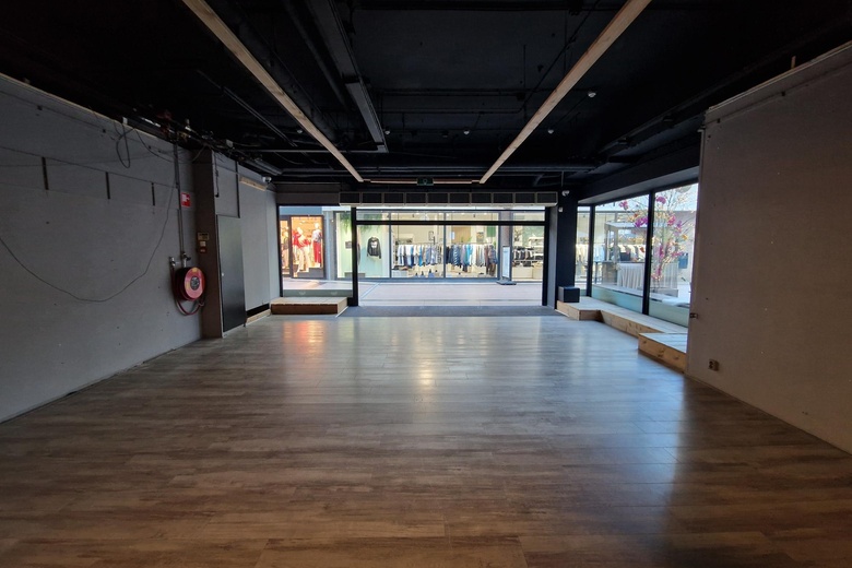 WinkelruimteaanMarktpromenade 12<br/> inWijchen WinkelruimteaanMarktpromenade 12<br/> inWijchen