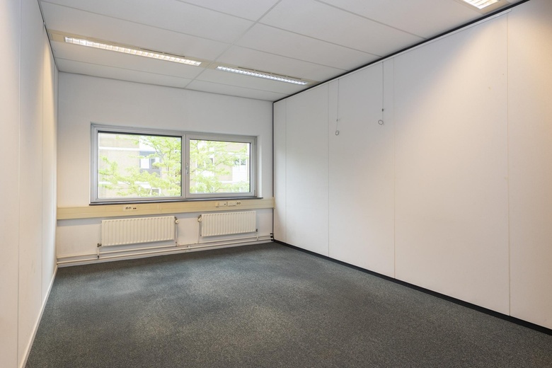 KantoorruimteaanHub Dassenplein 3<br/> inSittard KantoorruimteaanHub Dassenplein 3<br/> inSittard