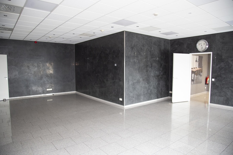 BedrijfsruimteaanEdisonstraat 27<br/> inTiel