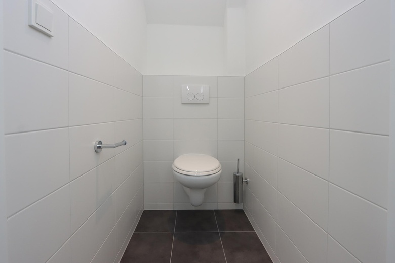 BedrijfsruimteaanKoningsbeltweg 35 S<br/> inAlmere BedrijfsruimteaanKoningsbeltweg 35 S<br/> inAlmere