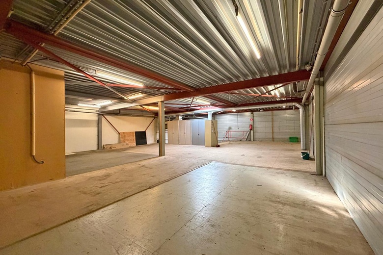 BedrijfsruimteaanIndustrieweg 20<br/> inSliedrecht