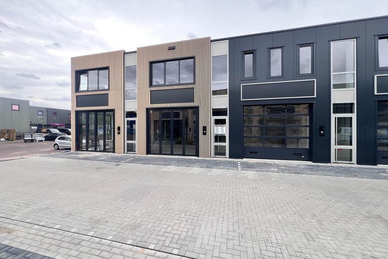 BedrijfsruimteaanBolstoen 11 B<br/> inAmsterdam