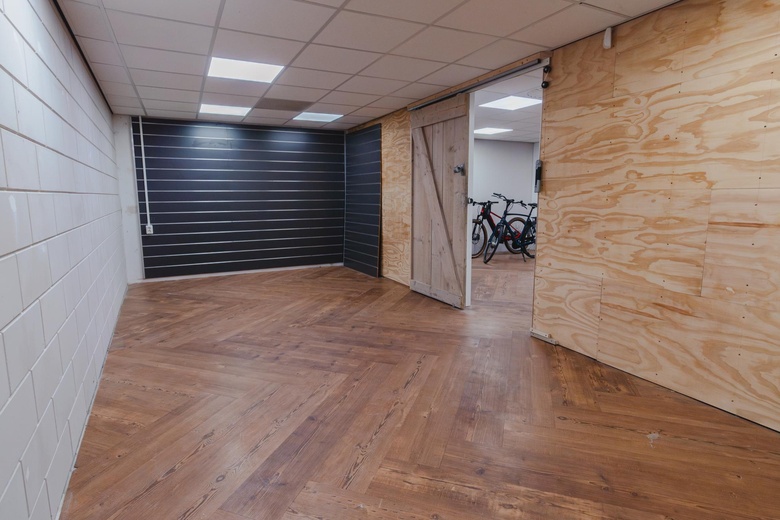 WinkelruimteaanKanaalstraat 30<br/> inLisse