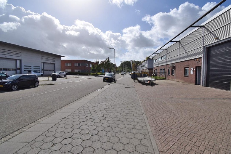 BedrijfsruimteaanHet Tasveld 9<br/> inHendrik-Ido-Ambacht