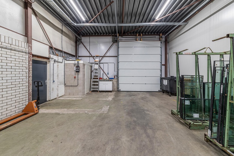 BedrijfsruimteaanZomerdijk 23<br/> inZaandam