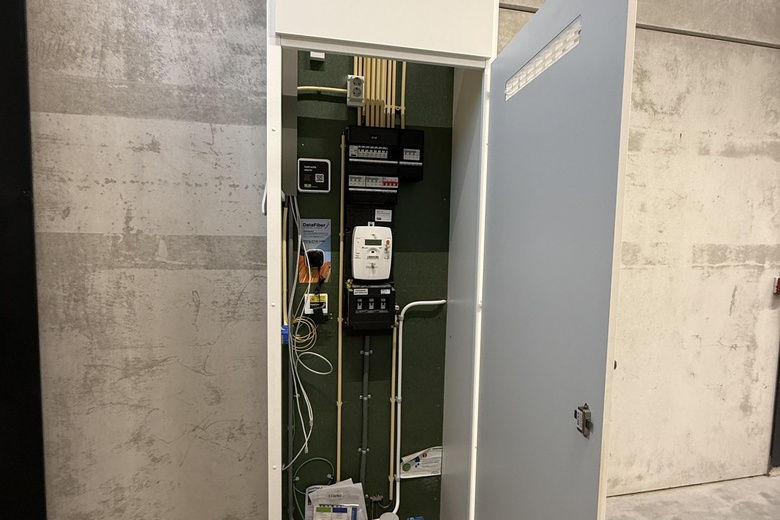 BedrijfsruimteaanAgriport 5 08<br/> inMiddenmeer