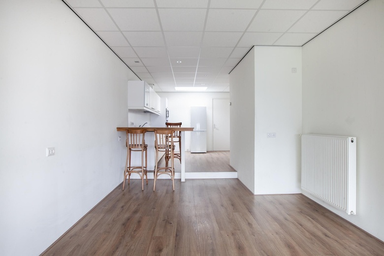 BedrijfsruimteaanLeeghwaterstraat 33 05<br/> inReeuwijk BedrijfsruimteaanLeeghwaterstraat 33 05<br/> inReeuwijk