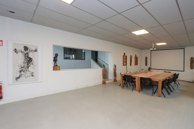 BedrijfsruimteaanDe Huchtstraat 14<br/> inAlmere BedrijfsruimteaanDe Huchtstraat 14<br/> inAlmere