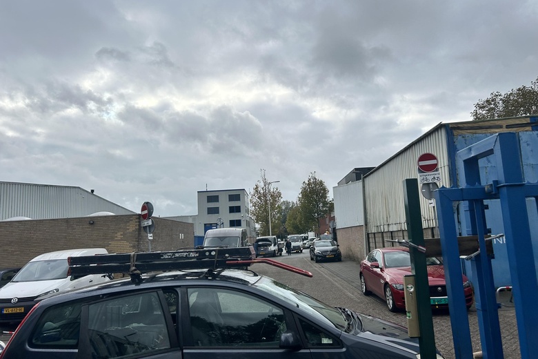 BedrijfsruimteaanDekkershoek 23<br/> inDen Haag BedrijfsruimteaanDekkershoek 23<br/> inDen Haag