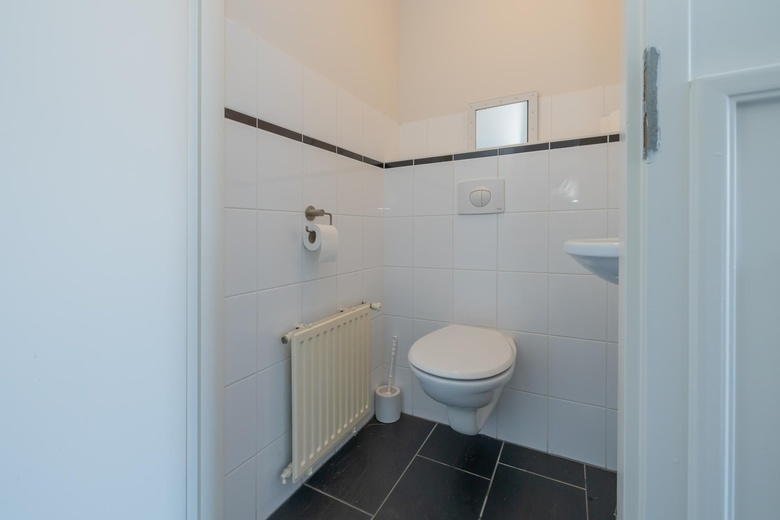BedrijfsruimteaanVennestraat 11 V<br/> inLisse BedrijfsruimteaanVennestraat 11 V<br/> inLisse
