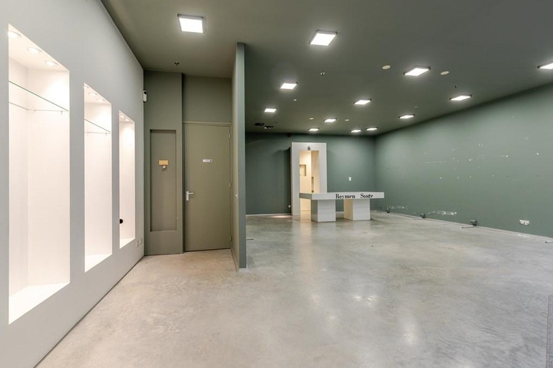 WinkelruimteaanZuidpassage 33<br/> inSpijkenisse