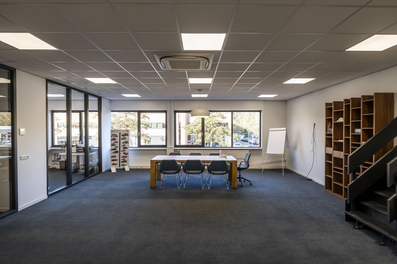 BedrijfsruimteaanVlambloem 40<br/> inRotterdam