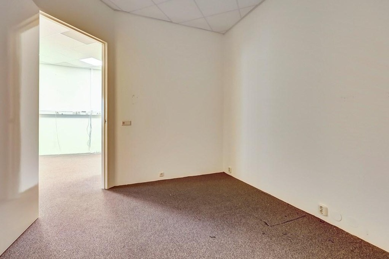 WinkelruimteaanRaadhuisplein 14<br/> inZeewolde WinkelruimteaanRaadhuisplein 14<br/> inZeewolde