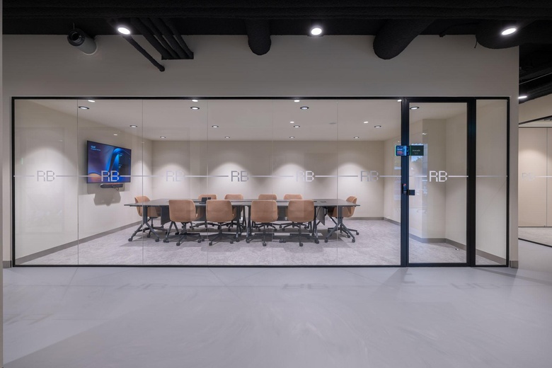 KantoorruimteaanAert van Nesstraat 45<br/> inRotterdam