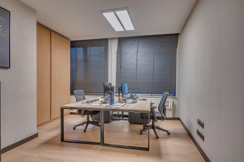 BedrijfsruimteaanGroethofstraat 18<br/> inVenlo BedrijfsruimteaanGroethofstraat 18<br/> inVenlo