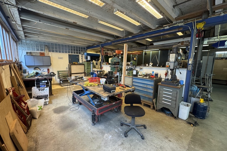 BedrijfsruimteaanCelebesstraat 17<br/> inWormerveer