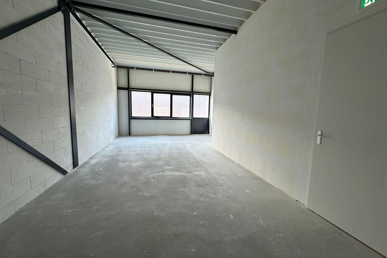 BedrijfsruimteaanFriezenstraat 12 B<br/> inRosmalen BedrijfsruimteaanFriezenstraat 12 B<br/> inRosmalen