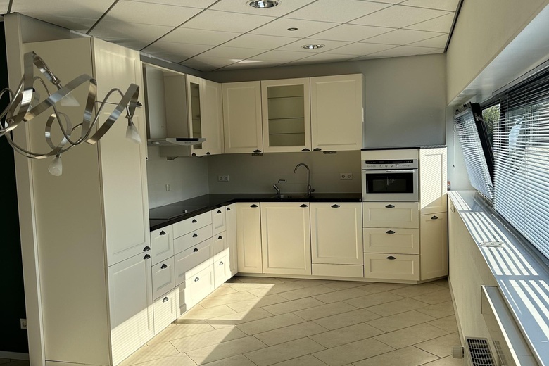 BedrijfsruimteaanFrankweg 37<br/> inNieuw-Vennep