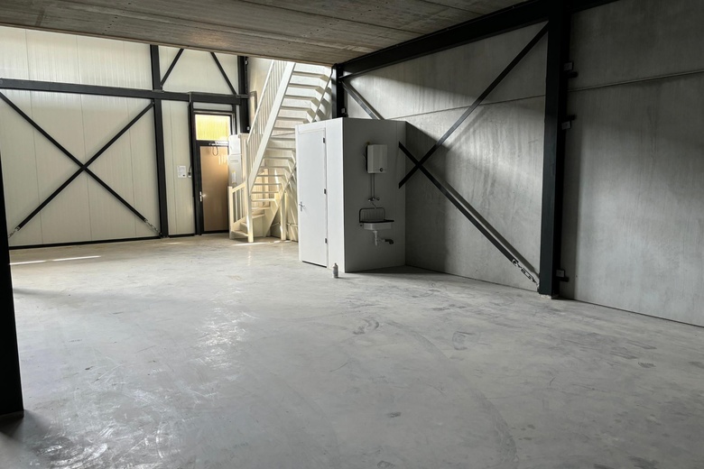 BedrijfsruimteaanAgriport 9 17<br/> inMiddenmeer