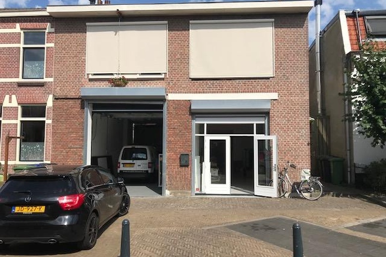 Bekijk foto 1 van Egelantierstraat 33 Bekijk foto 1 van Egelantierstraat 33