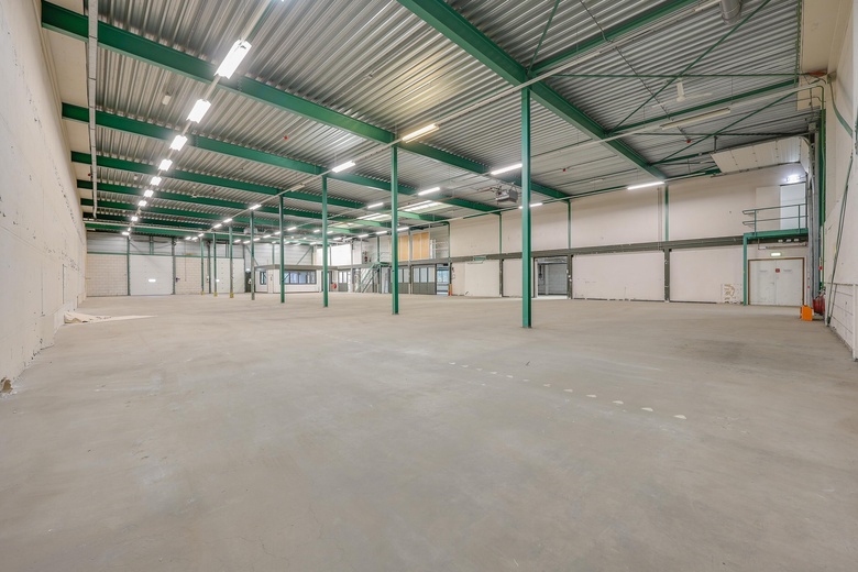 BedrijfsruimteaanVersterkerstraat 4<br/> inAlmere