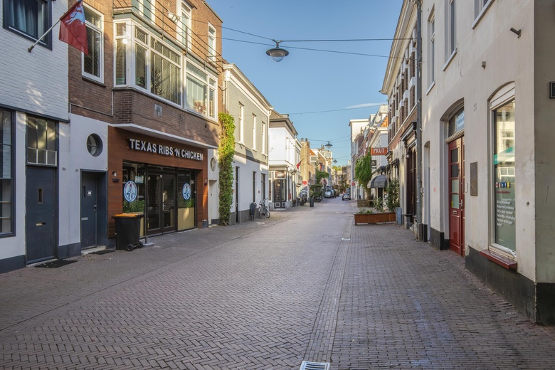 WinkelruimteaanBeekstraat 30<br/> inArnhem WinkelruimteaanBeekstraat 30<br/> inArnhem