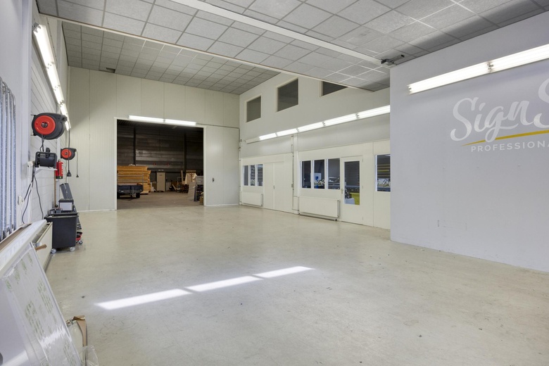 BedrijfsruimteaanTinus van der Sijdestraat 7<br/> inSprang