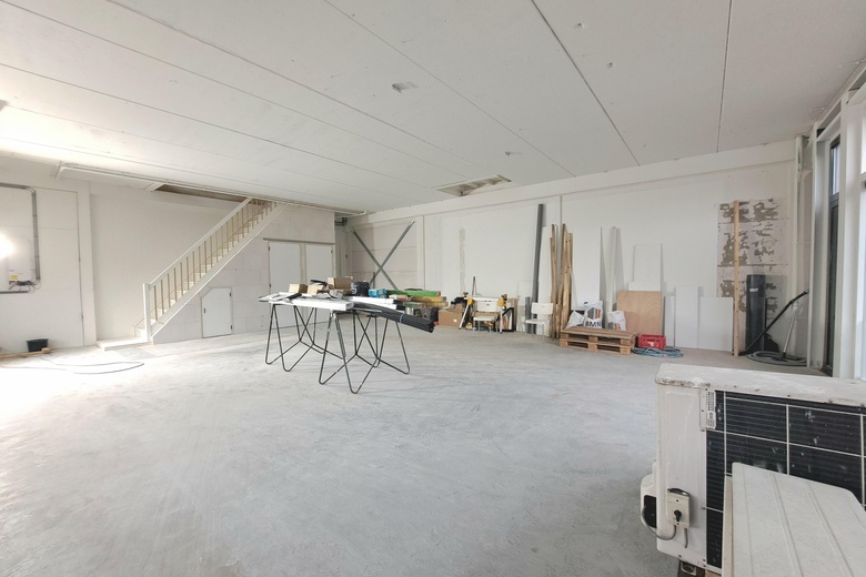 BedrijfsruimteaanVlasakker 27<br/> inMontfoort BedrijfsruimteaanVlasakker 27<br/> inMontfoort