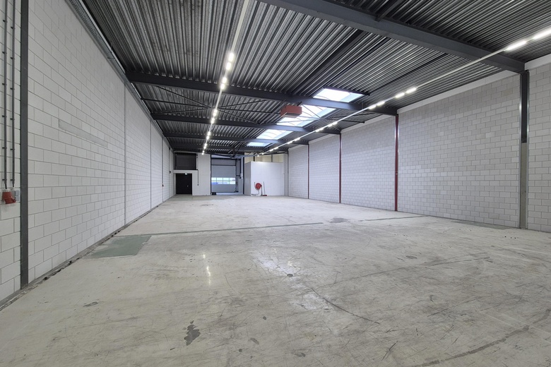 Bedrijfsruimte Hardinxveld-Giessendam - Nijverheidsstraat 12 - Foto 2