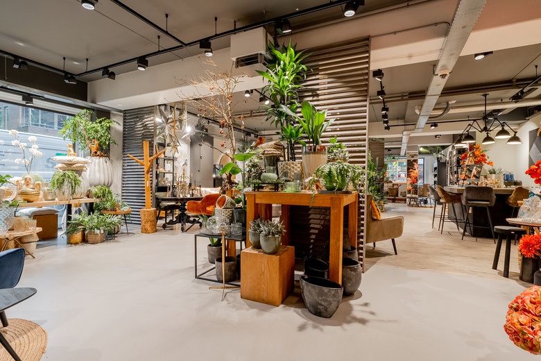 WinkelruimteaanAdmiraal Helfrichstraat 33<br/> inHardenberg WinkelruimteaanAdmiraal Helfrichstraat 33<br/> inHardenberg
