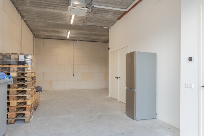 BedrijfsruimteaanWasbeekerlaan 44<br/> inSassenheim