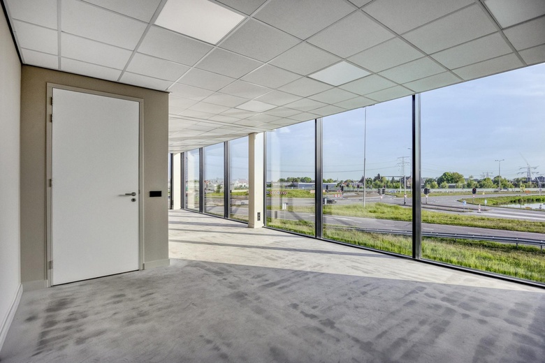 BedrijfsruimteaanHonderdland 996<br/> inMaasdijk