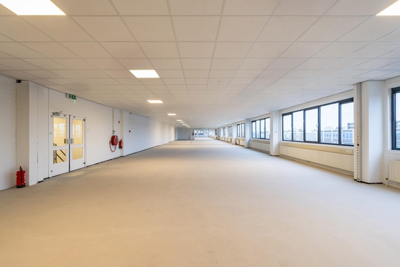 BedrijfsruimteaanNijverheidsweg 61<br/> inHendrik-Ido-Ambacht