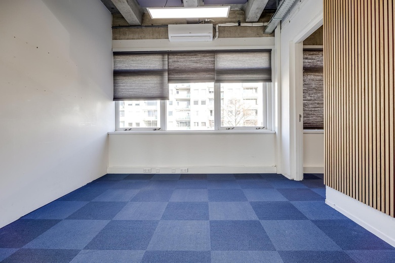 BedrijfsruimteaanHogeweyselaan 145<br/> inWeesp