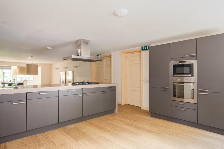 KantoorruimteaanBurgemeester van Karnebeeklaan 17A<br/> inDen Haag