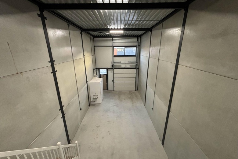 BedrijfsruimteaanAgriport 7 17<br/> inMiddenmeer