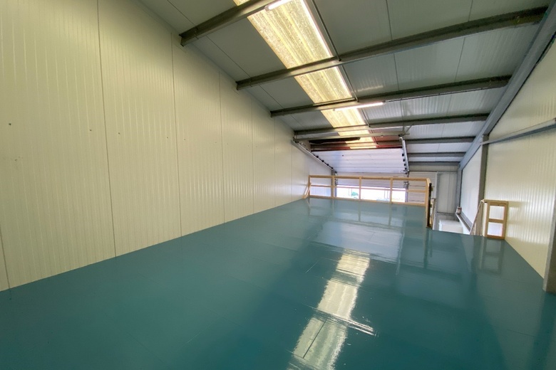 BedrijfsruimteaanTransportweg 13 007<br/> inOostburg