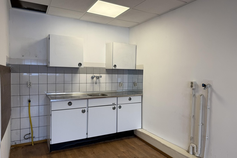 BedrijfsruimteaanRosbayerweg 131<br/> inWormerveer