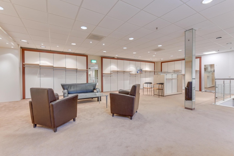 Winkelruimteaan't Loo 13 Verd.<br/> inHeiloo