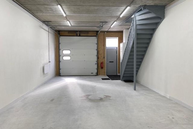 BedrijfsruimteaanJ. Keplerweg 8 D<br/> inAlphen aan den Rijn BedrijfsruimteaanJ. Keplerweg 8 D<br/> inAlphen aan den Rijn