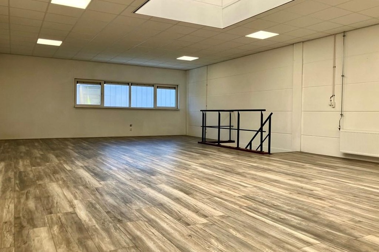 BedrijfsruimteaanEenspan 8 E<br/> inZeewolde